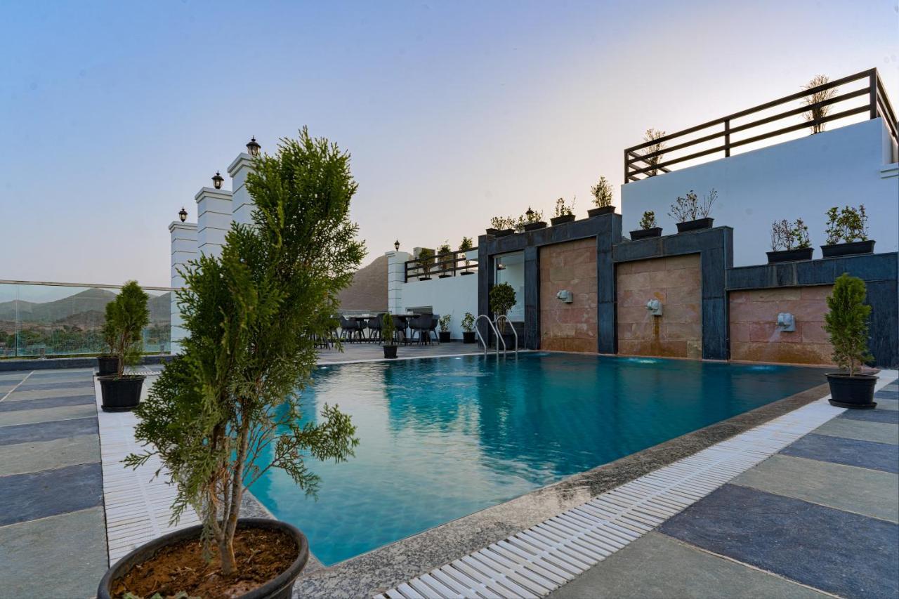 Revaas Lake View Boutique Stay Udaipur Extérieur photo