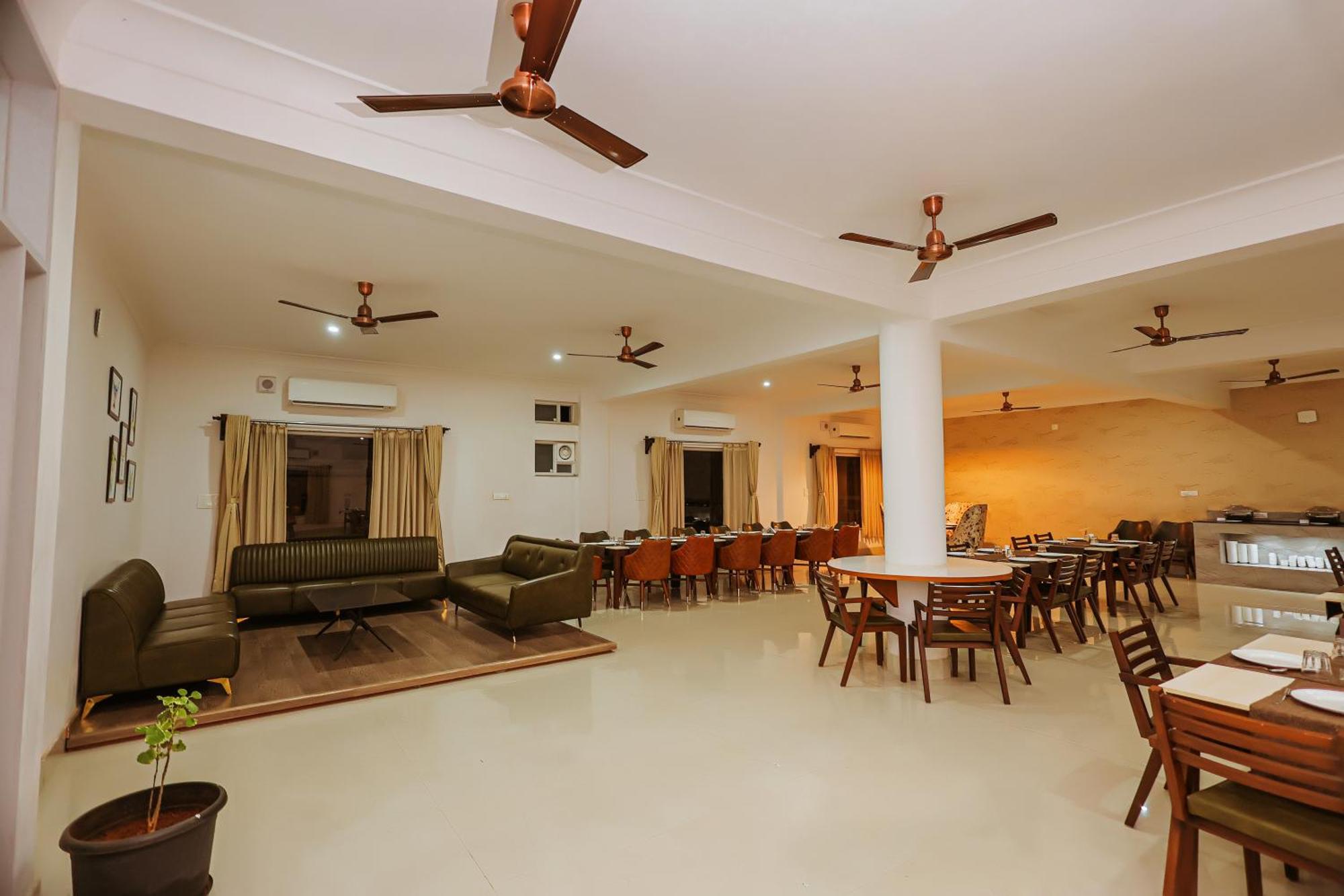 Revaas Lake View Boutique Stay Udaipur Extérieur photo