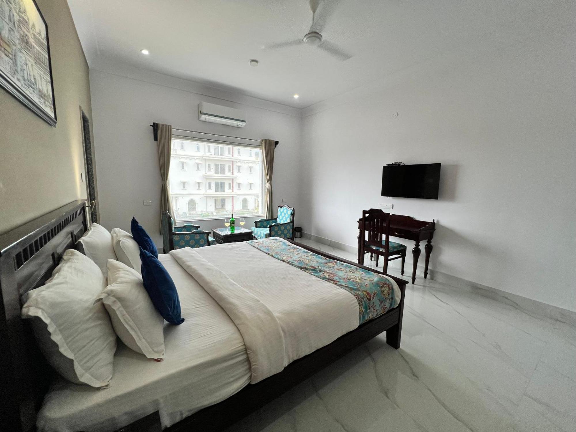 Revaas Lake View Boutique Stay Udaipur Extérieur photo